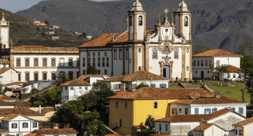 COMO CONTRATAR OUTDOOR EM OURO PRETO?