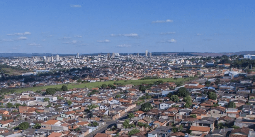 CONHE&Ccedil;A ARAX&Aacute; 