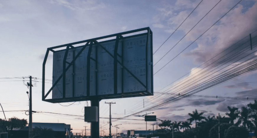 CONSTRU&Ccedil;&Atilde;O DE OUTDOOR EM FLORESTAL