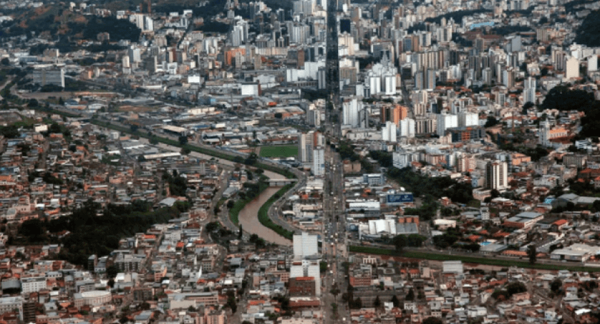 OUTDOOR EM JUIZ DE FORA 