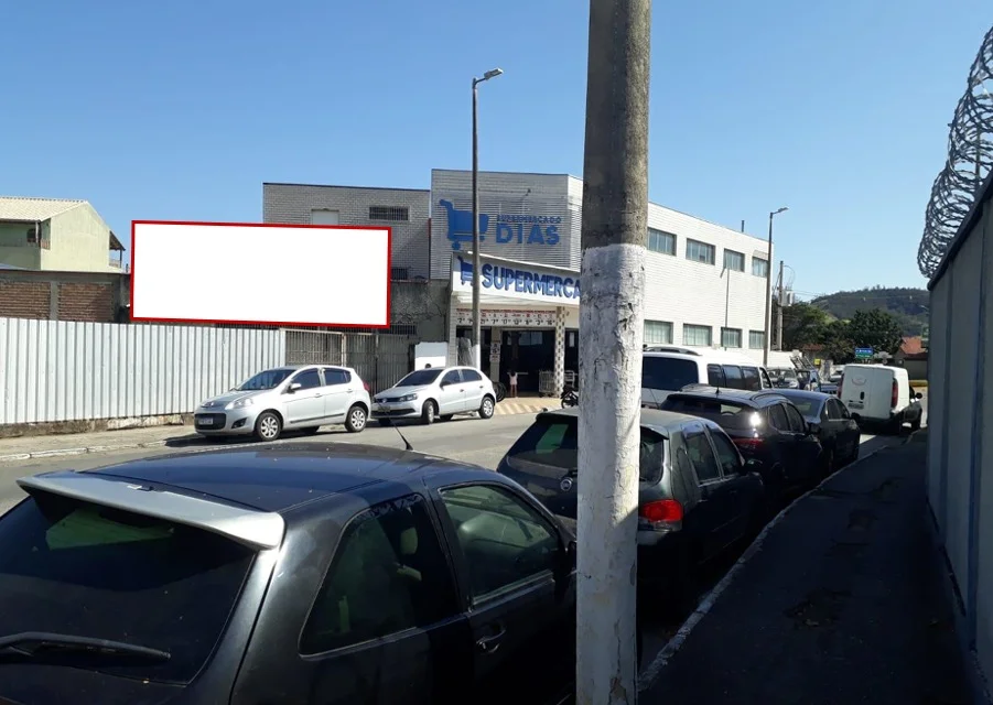 itajuba-cidade-outdoor-placa-painel-comunicacao-visual-midia-ooh-avenida-dos-ferroviarios-ao-lado-supermercados-dias-sesi-601tr