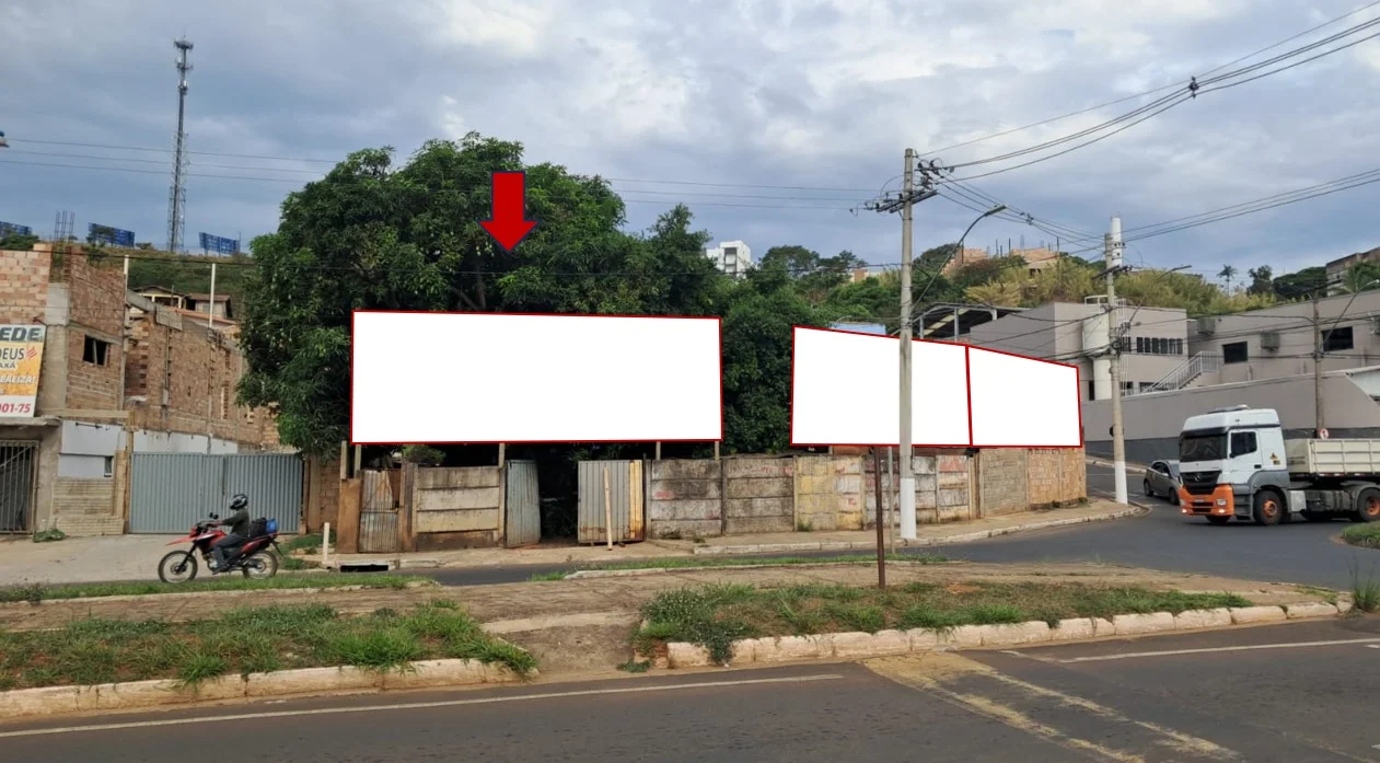uberlandia-cidade-outdoor-placa-painel-comunicacao-visual-midia-ooh-avenida-damaso-drumond-ao-lado-rotatoria-da-banheira-131zz