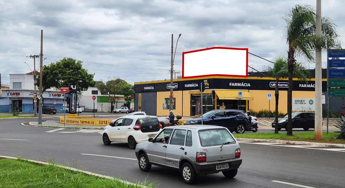 uberaba-cidade-outdoor-digital-placa-painel-de-led-comunicacao-visual-digital-publicidade-impulso-house-015op