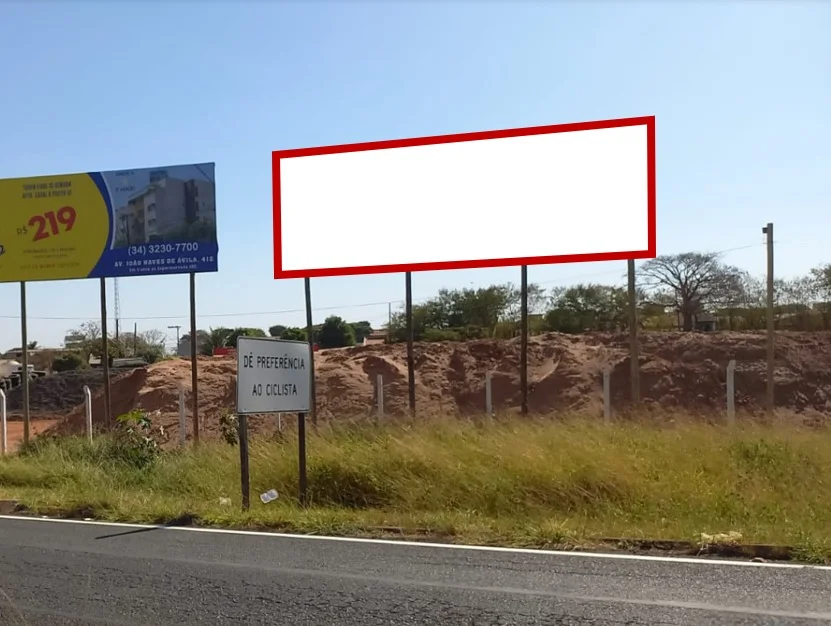 uberlandia-cidade-outdoor-placa-painel-rodoviario-comunicacao-visual-publicidade-impulso-house-05b-lv
