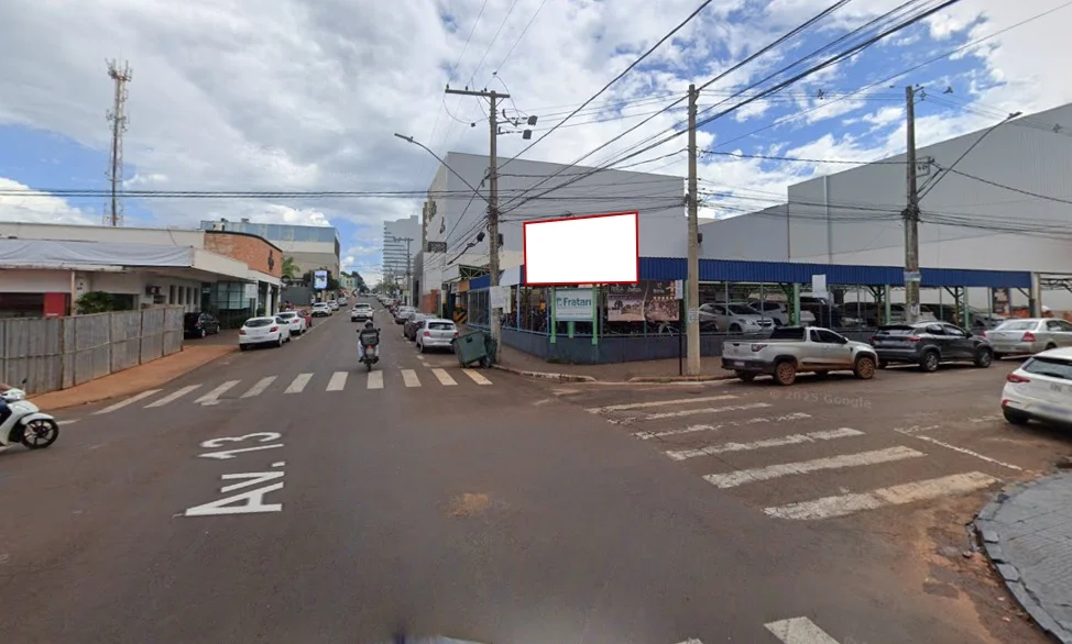 ituiutaba-cidade-triedo-placa-painel-comunicacao-visual-midia-ooh-816td