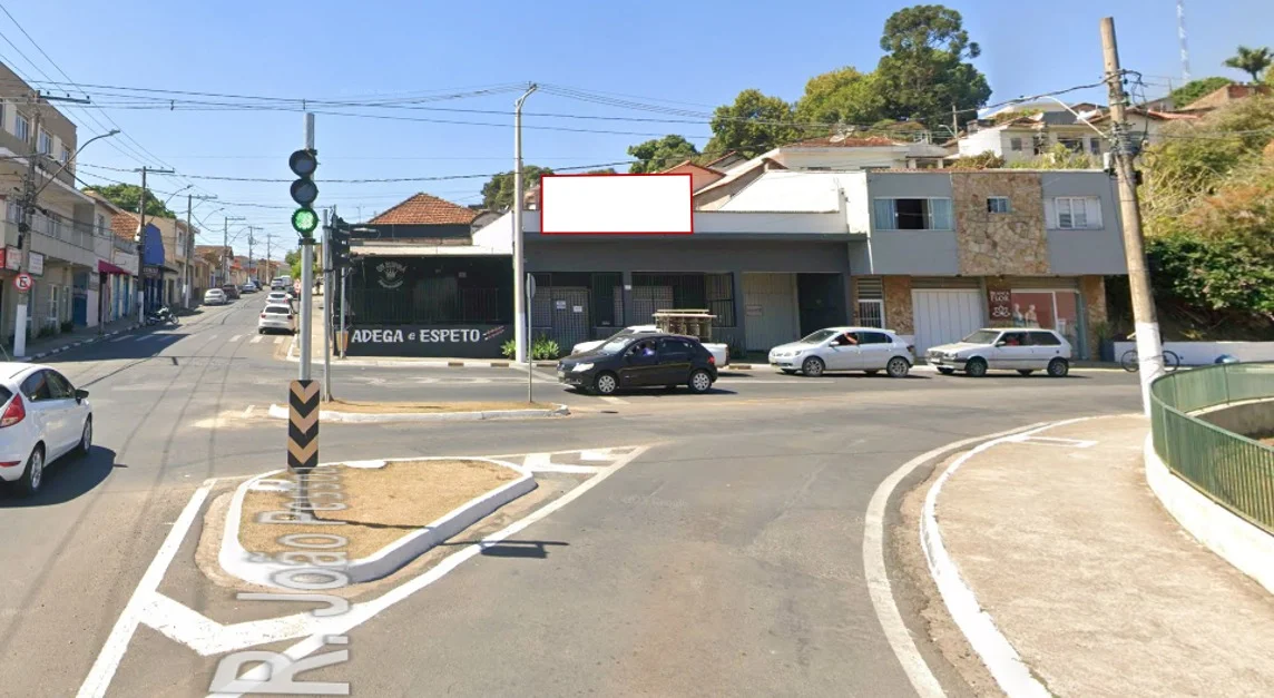 guaxupe-cidade-outdoor-digital-placa-painel-de-led-comunicacao-visual-digital-publicidade-impulso-house-rua-joao-pessoa-prox-ao-terminal-de-onibus-urbano-9741mk