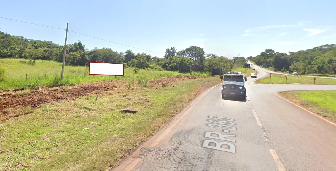 ituiutaba-cidade-paineis-rodoviarios-placa-painel-comunicacao-visual-midia-ooh-365mi