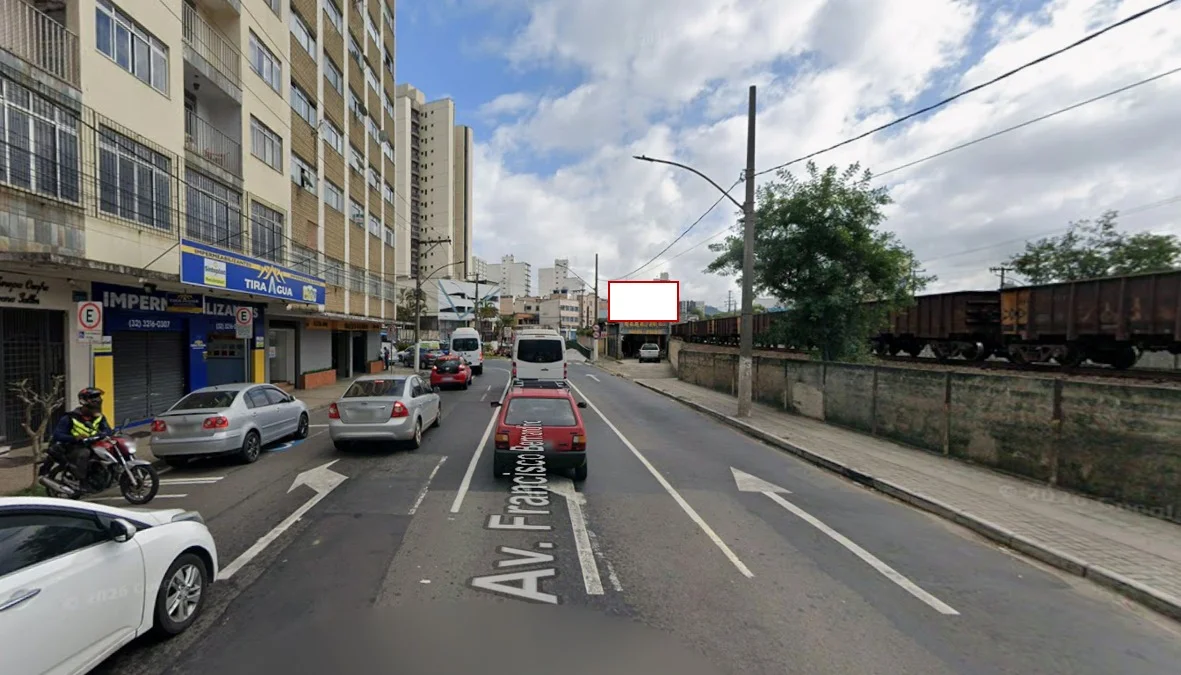 juiz-de-fora-centro-brasil-center-hospital-comunicacao-visual-midia-ooh-890trl