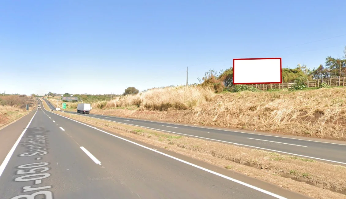 uberlandia-cidade-paineis-rodoviarios-outdoor-placa-painel-comunicacao-visual-midia-ooh-br-050-km-64-saida-araguari-08lv