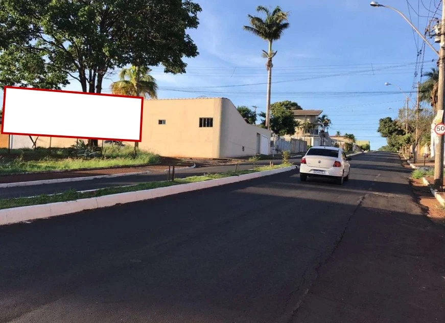 frutal-cidade-outdoor-placa-painel-comunicacao-visual-midia-ooh-avenida-lauriston-souza-esquina-arapongas-09gl
