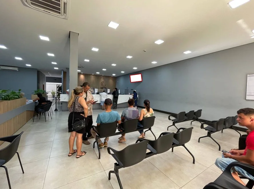ipatinga-cidade-tv-indoor-placa-painel-comunicacao-visual-midia-ooh-centro-cartorio-segundo-registro-rua-belo-horizonte-1-tela-219ta