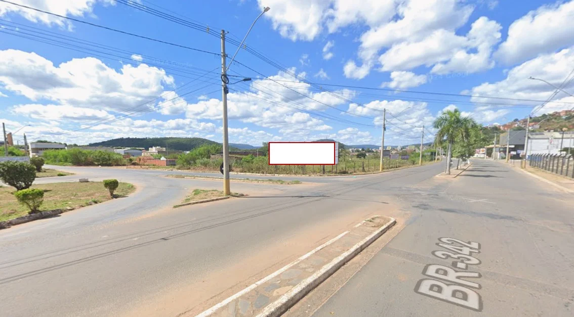 salinas-avenida-floripes-crispim-proximo-da-rodoviaria-entrada-cidade-comunicacao-visual-midia-ooh-outdoor-24vn
