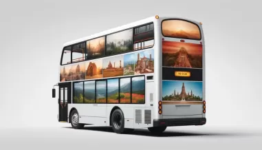 Ponto nº Busdoor e Backdoor: Adesivos nos ônibus e vans que circulam na região, divulgando os atrativos turísticos e eventos locais.